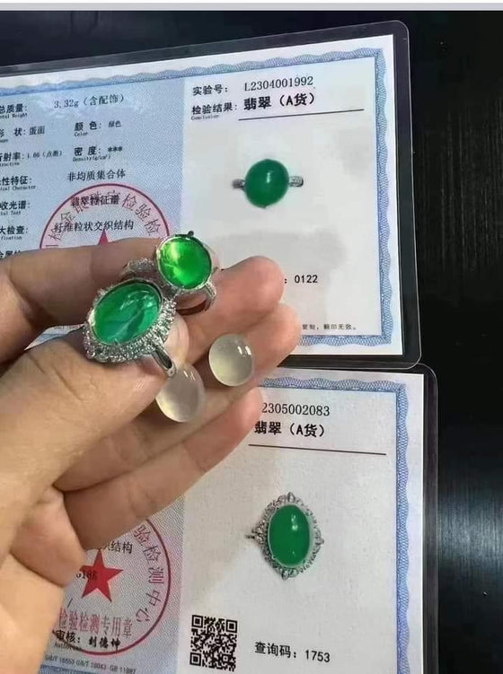 Real Jade vs Fake Jade: The Touch Experiment Identifying Jadeite Jade ...