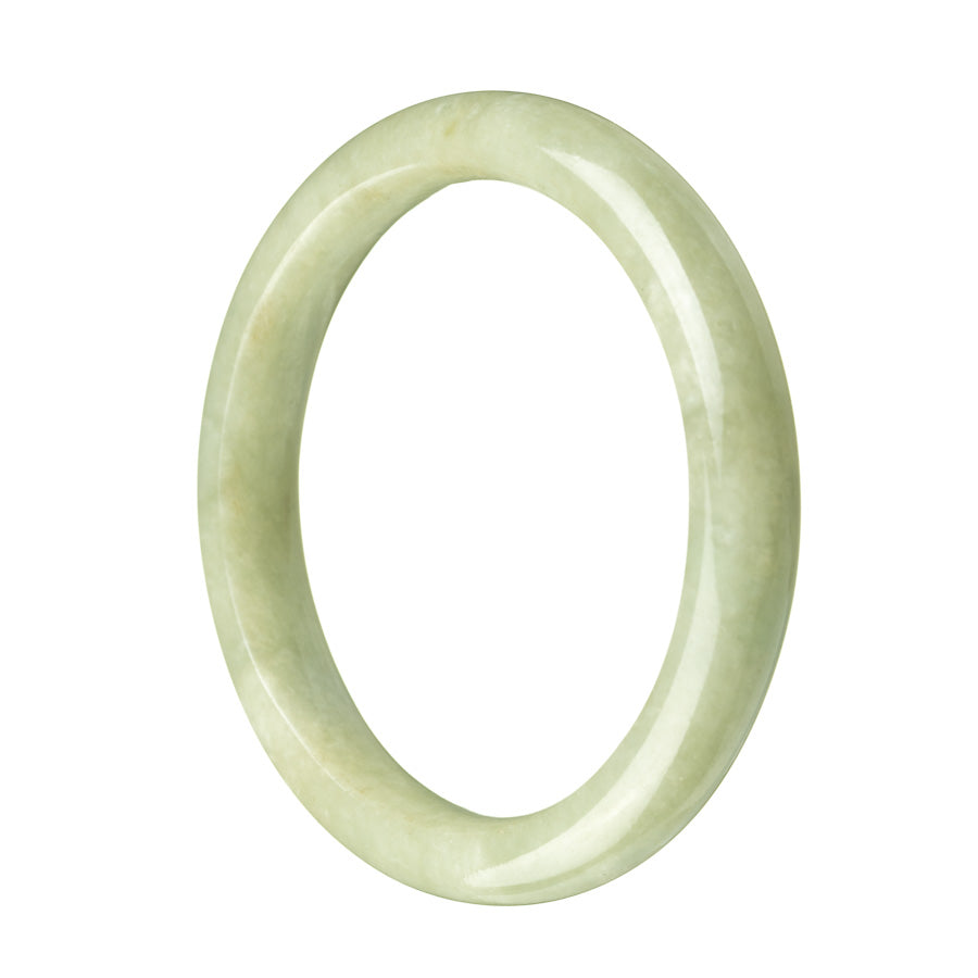 A stunning green Burmese jade bangle bracelet, featuring an authentic Type A jade stone. The bangle is 61mm in size and has a semi-round shape. Handcrafted by MAYS, this bracelet exudes elegance and style.